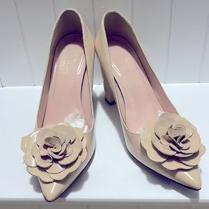 Kate Spade Cream Patent Leather Heels with Rose